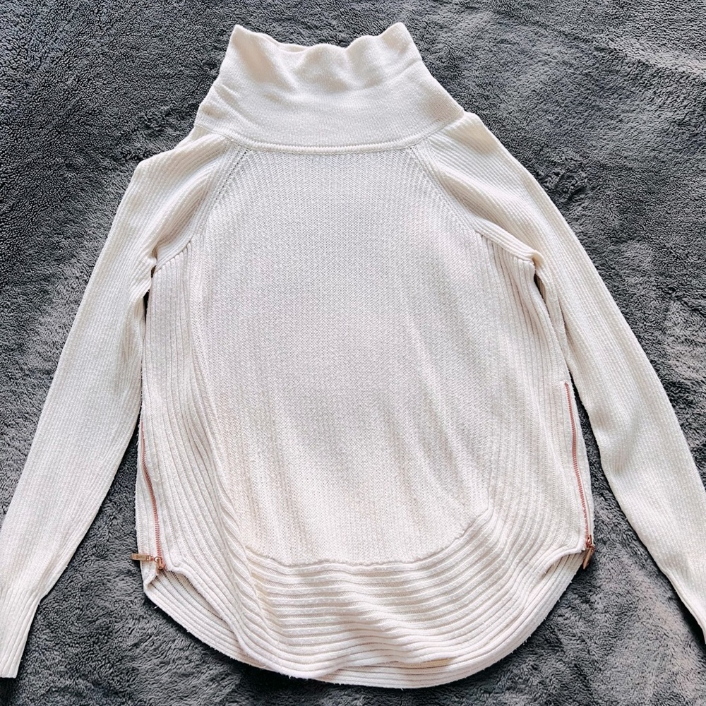 Ivanka Trump Sweater, Ivory color with rose gold zippers